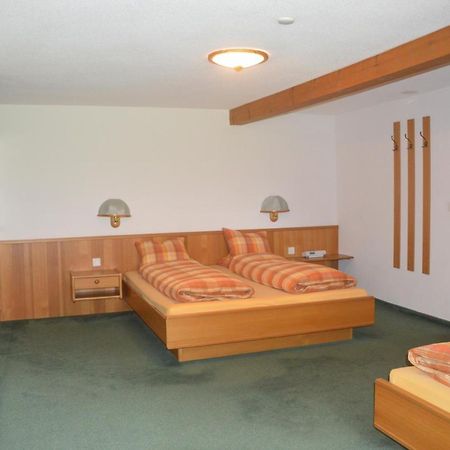 Hotel Seeblick Sufers Bagian luar foto